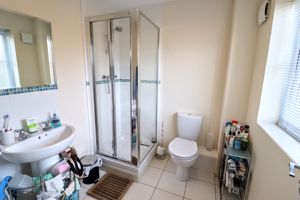 En-Suite 2- click for photo gallery